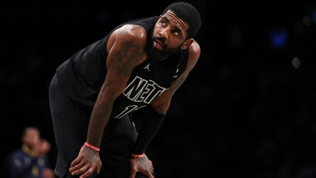 Le meneur des Brooklyn Nets Kyrie Irving lors d'un match contre les Indiana Pacers, le 31 octobre 2022 à New York