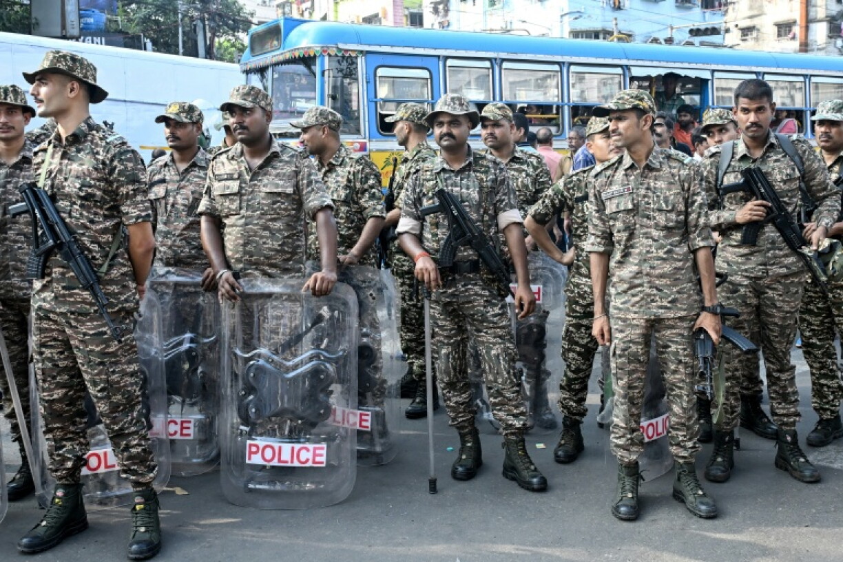 India has launched a clampdown on protests against the nation's revisions of voter rolls