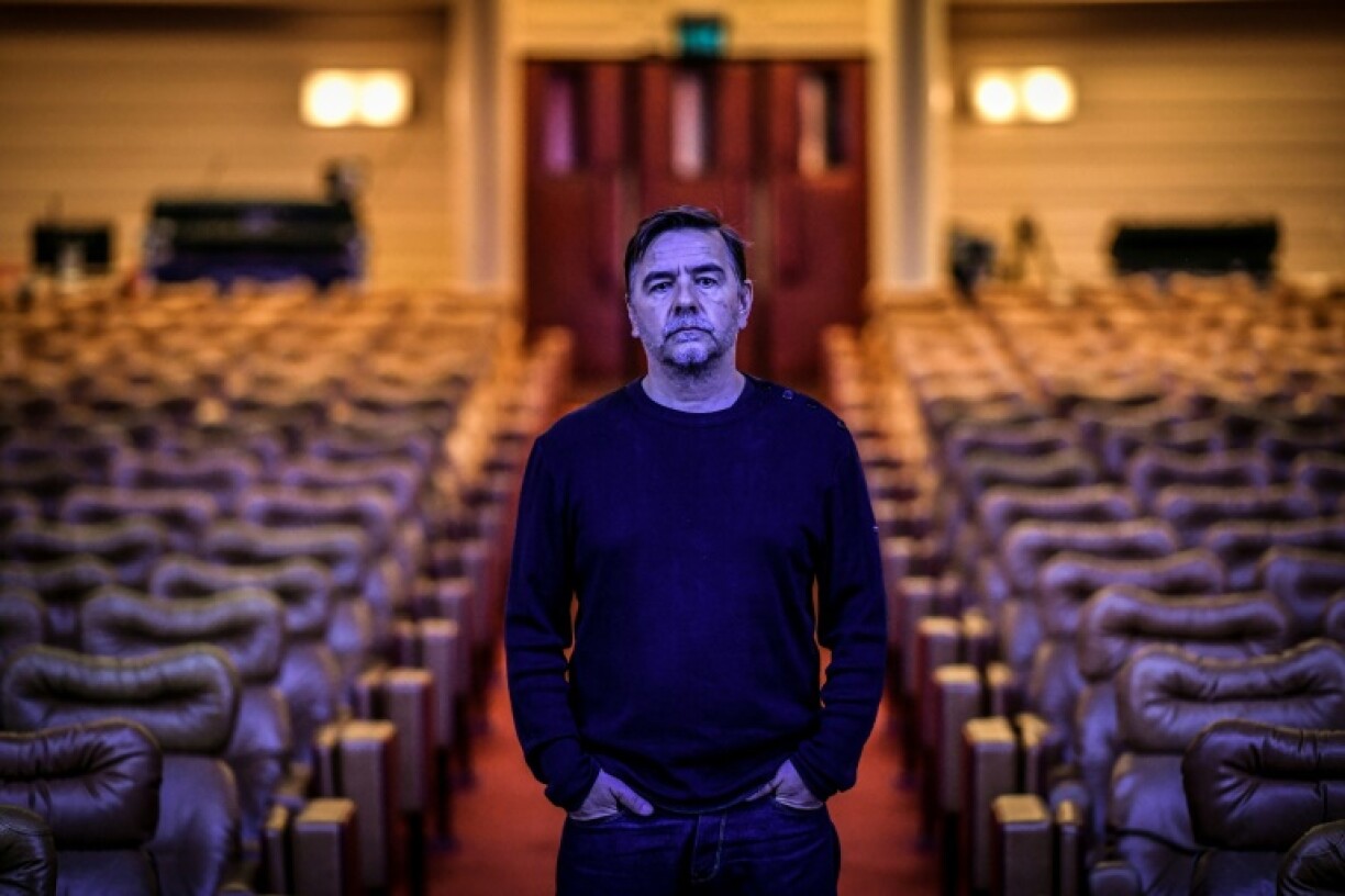 Le DJ français Laurent Garnier pose le 20 octobre 2021 au Grand Rex à Paris