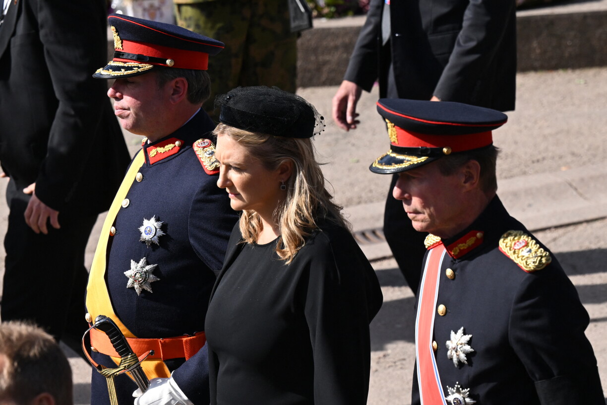 De Grand-Duc Guillaume, d'Grande-Duchesse Stéphanie an de Grand-Duc Henri op der Trauerzeremonie fir de Kinnek Harald V.