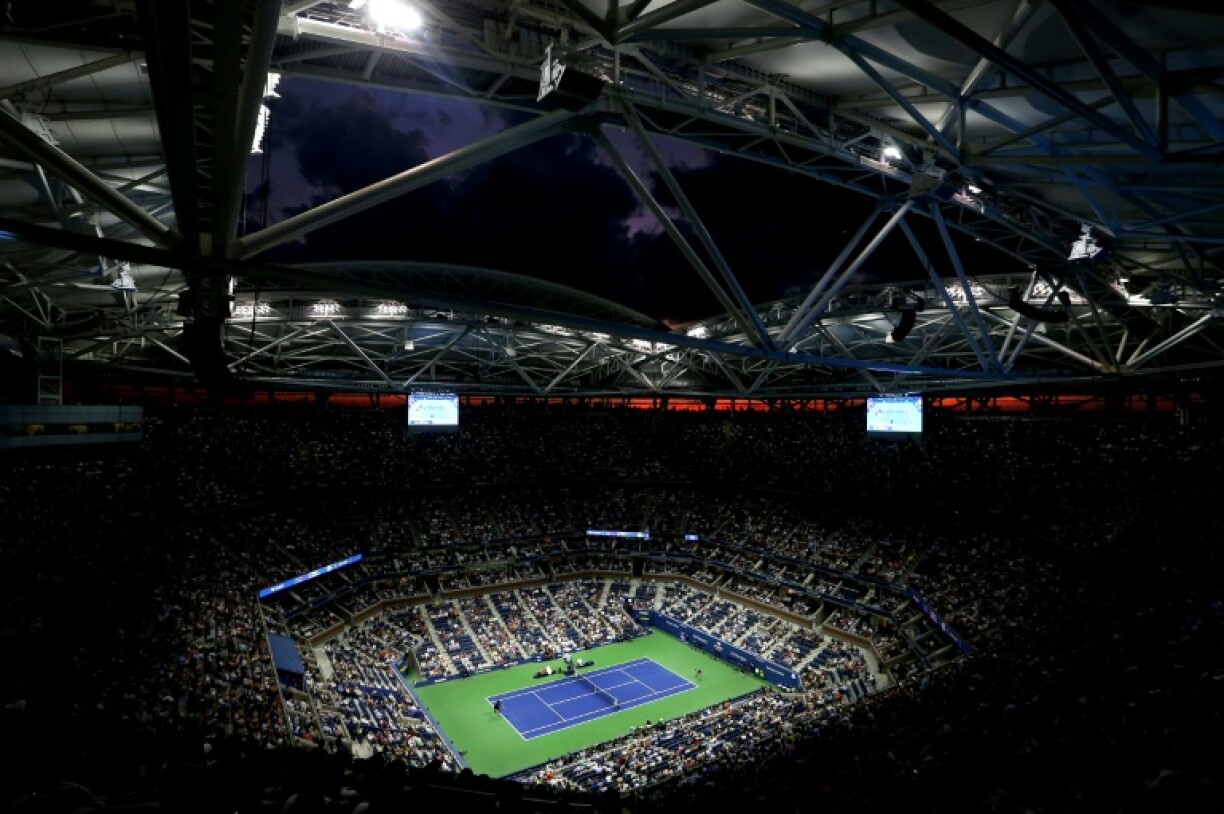 The US Open's Arthur Ashe Stadium is to reconfigured as part of an $800 million dollar makeover at Flushing Meadows