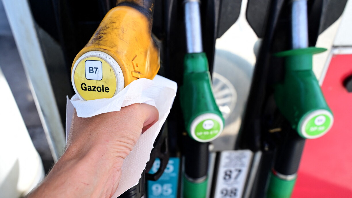 Photo : RTL Lëtzebuerg Le gouvernement luxembourgeois augmente les prix du diesel et du SP98