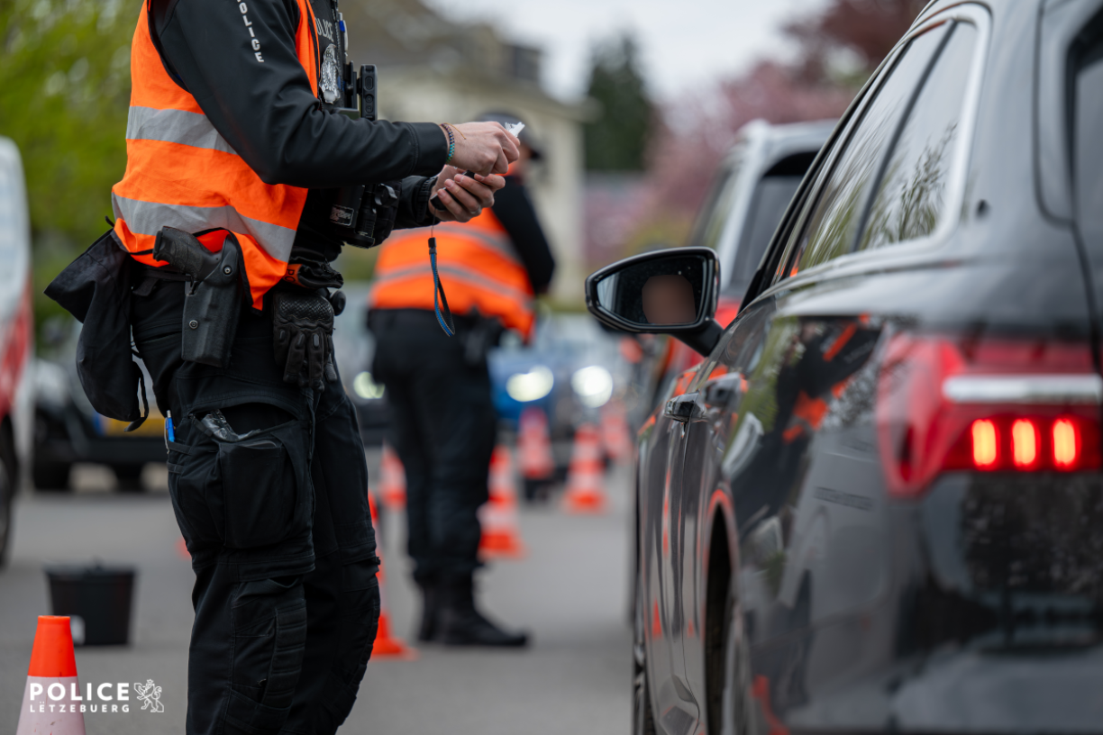 Policekontroll Kënzeg