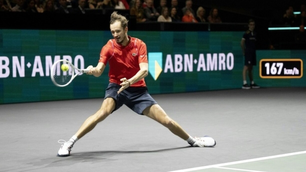 Le Russe Daniil Medvedev en finale du tournoi de Rotterdam contre Jannik Sinner le 19 février 2023 aux Pays-Bas