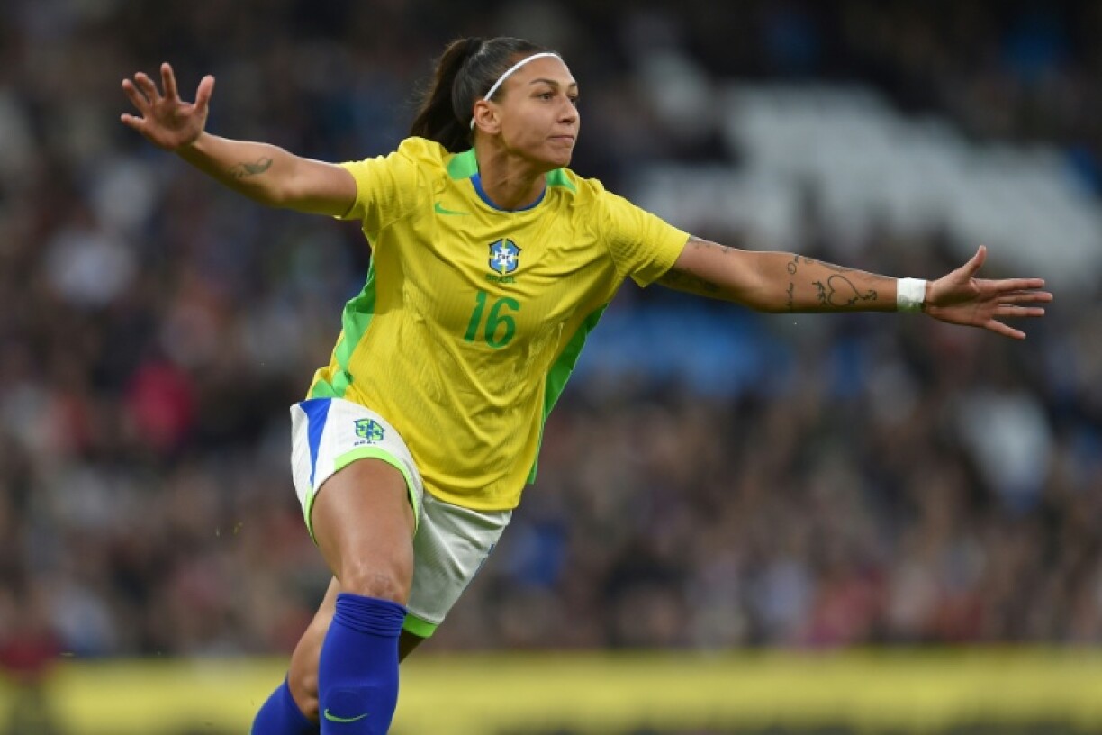 Bia Zaneratto scored Brazil's opening goal against England