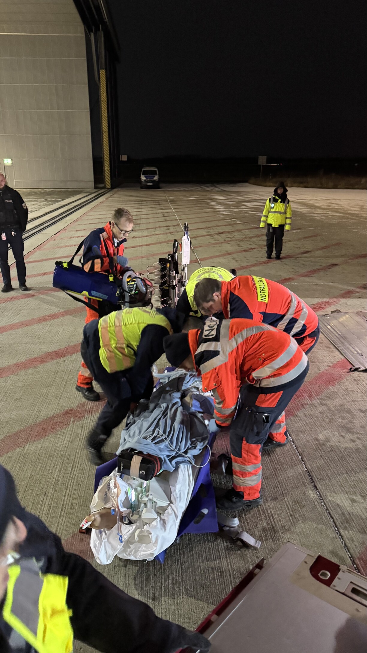 D'Luxembourg Air Rescue huet bei de Patiententransporter an der Schwäiz gehollef.