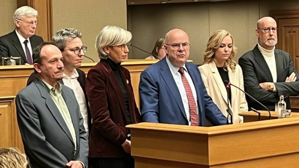 D'Chamber hat en Dënschdeg geschlossen en Zeeche géint eng Aktioun vum ADR-Deputéierten Tom Weidig gesat.