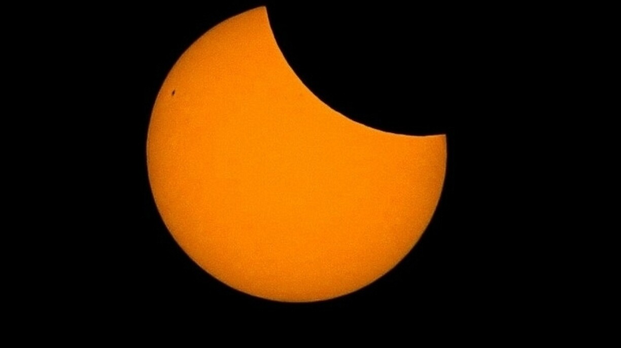 The partial eclipse at peak time in Wincrange.