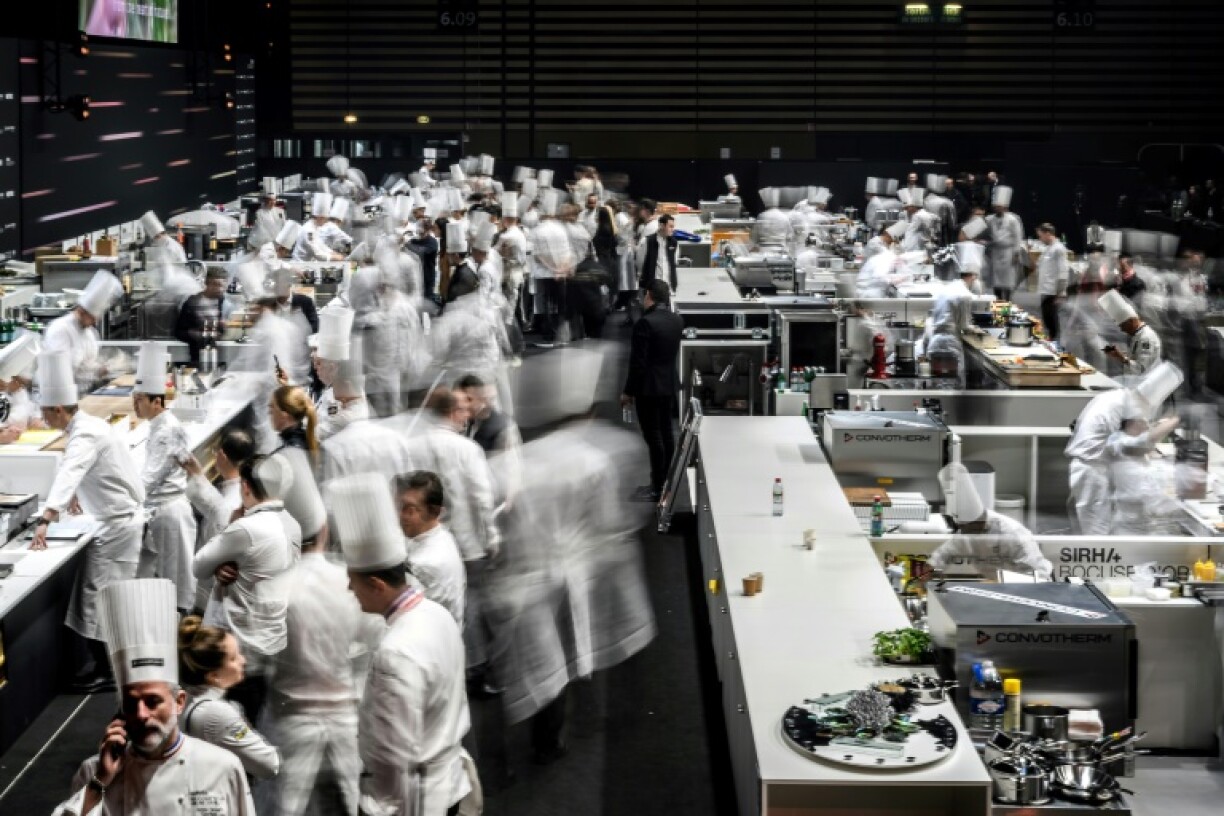 Les chefs lors du concours de cuisine du Bocuse d'Or 2023 au SIRHA à Chassieu, près de Lyon, le 23 janvier 2023