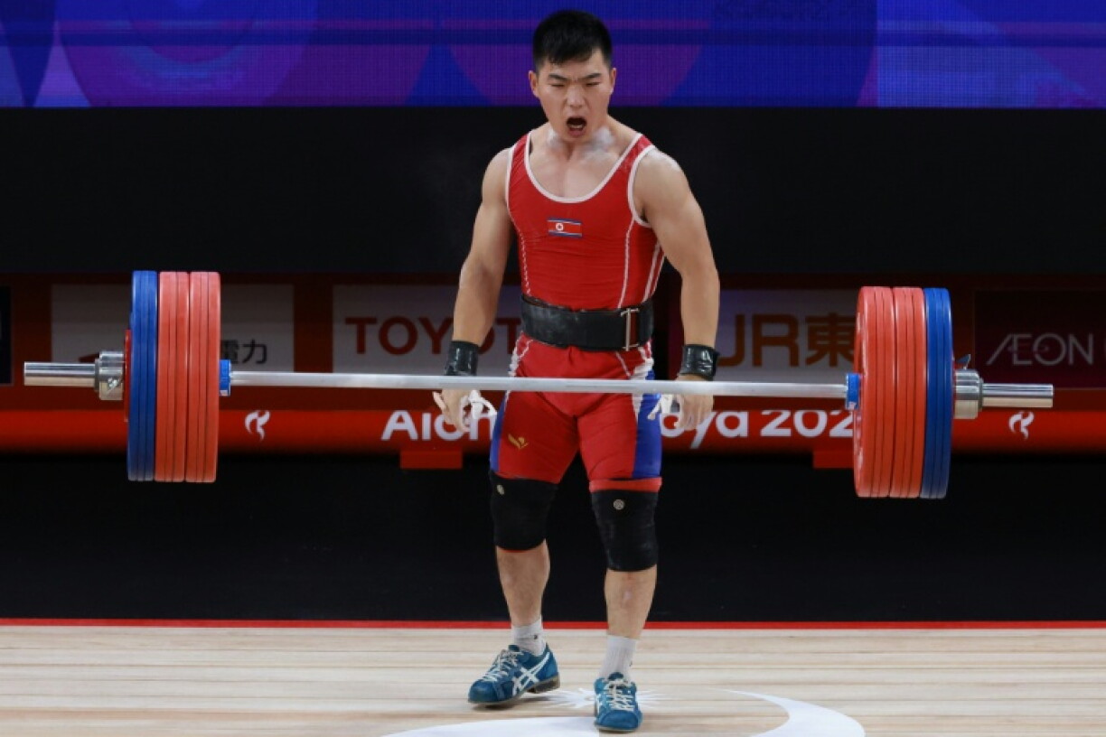 North Korea have won four gold medals and two silvers in weightlifting at the Asian Games in Japan