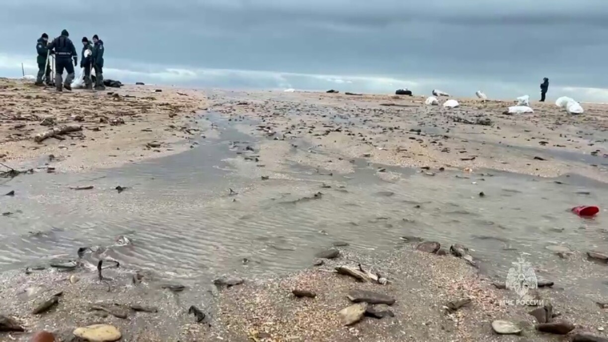 Some 50km of beaches in Crimea are affected by the spill