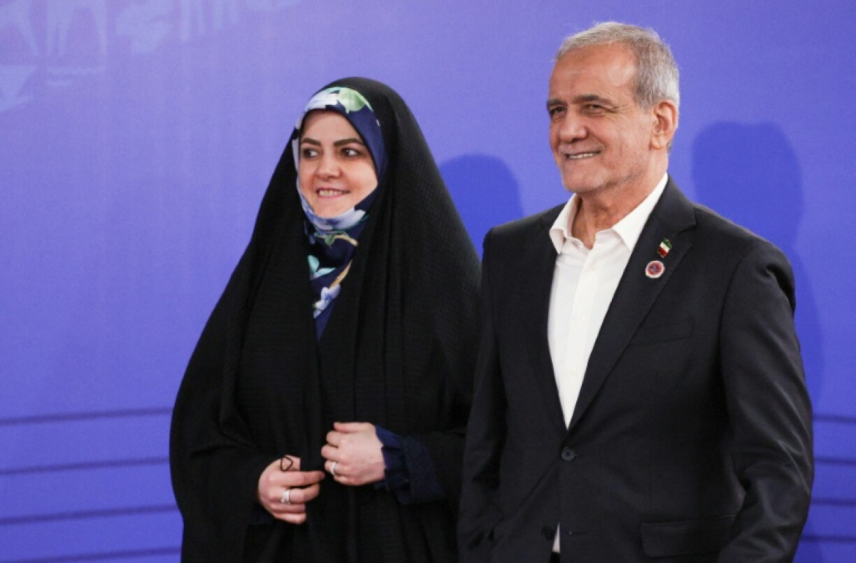 Le président iranien Massoud Pezeshkian et sa fille Zahra à Bichkek, le 31 août 2026 au Kirghizstan