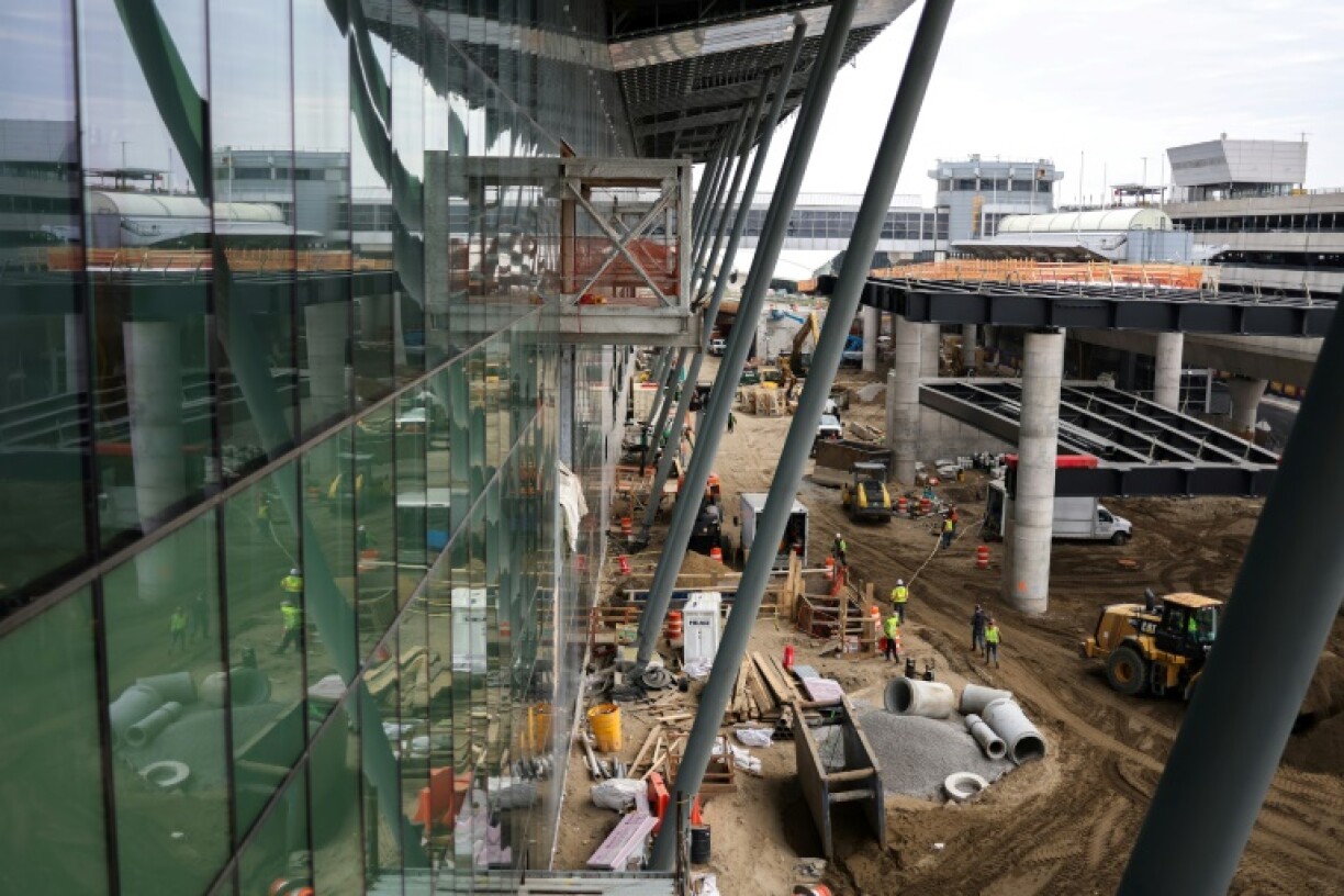 Despite the scale and complexity of the project, currently the largest of its type in North America, the redevelopment is on budget and on schedule