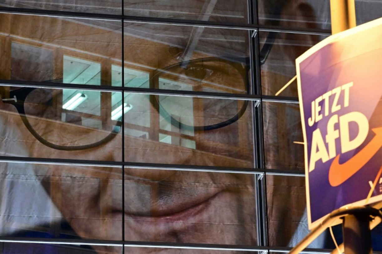 Analysts note that the mainstream parties have failed to work together to stop the AfD's rise