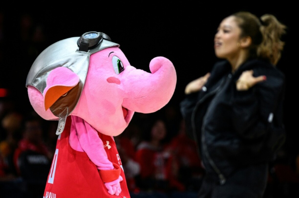 Chiba Jets' mascot Jumbo-kun performs for fans ahead of the Chiba Jets v Sendai 89ers clash