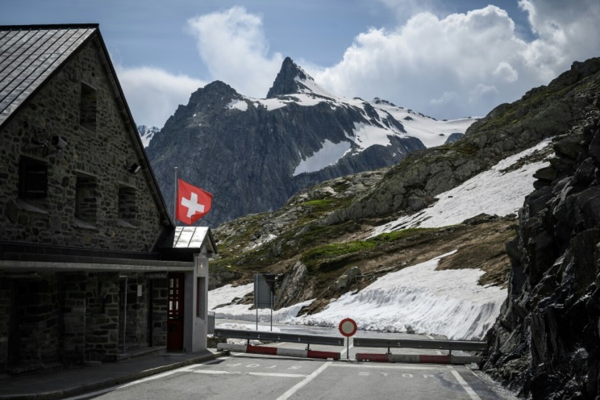 Photo d'archives du sommet du col du Grand Saint-Bernard, à plus de 2.400 m d'altitude, le 2 juin 2020