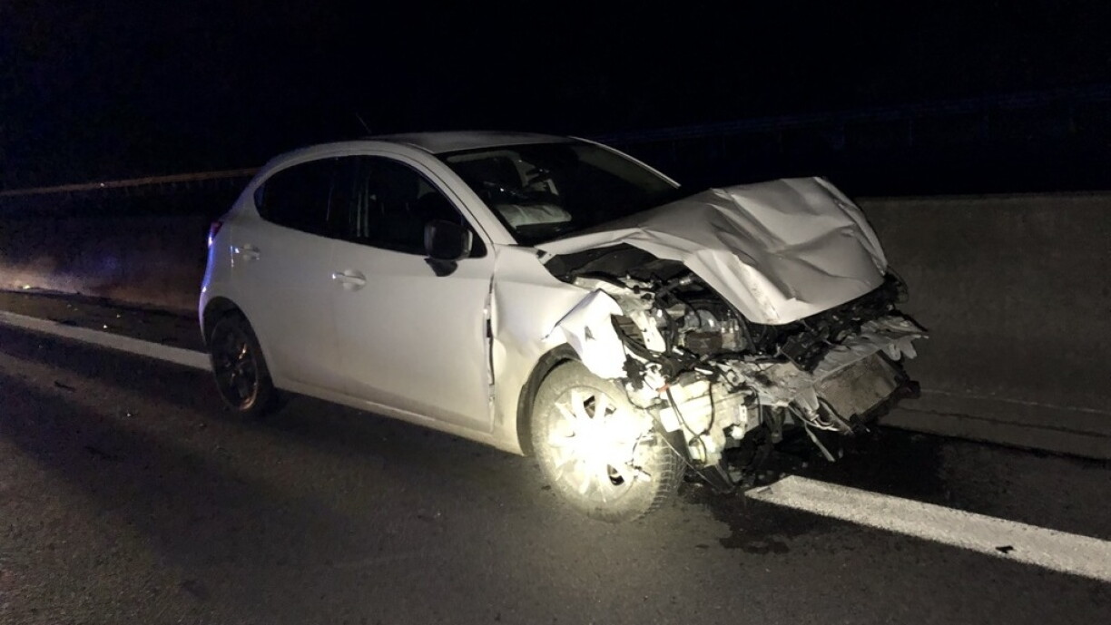 Le conducteur sous l'emprise de l'alcool s'est endormi au volant et a percuté un camion.