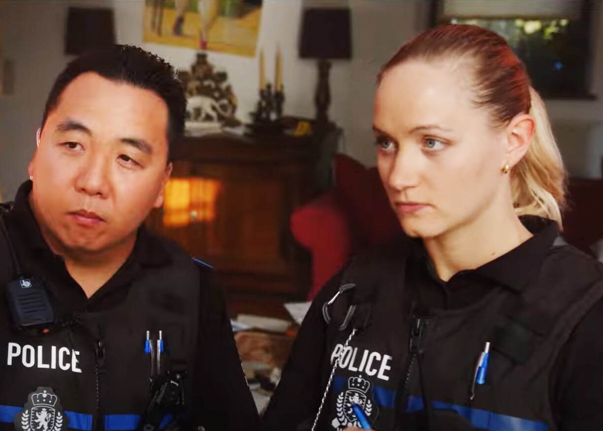 A recruitement video of the Grand Ducal Police showing two officers.
