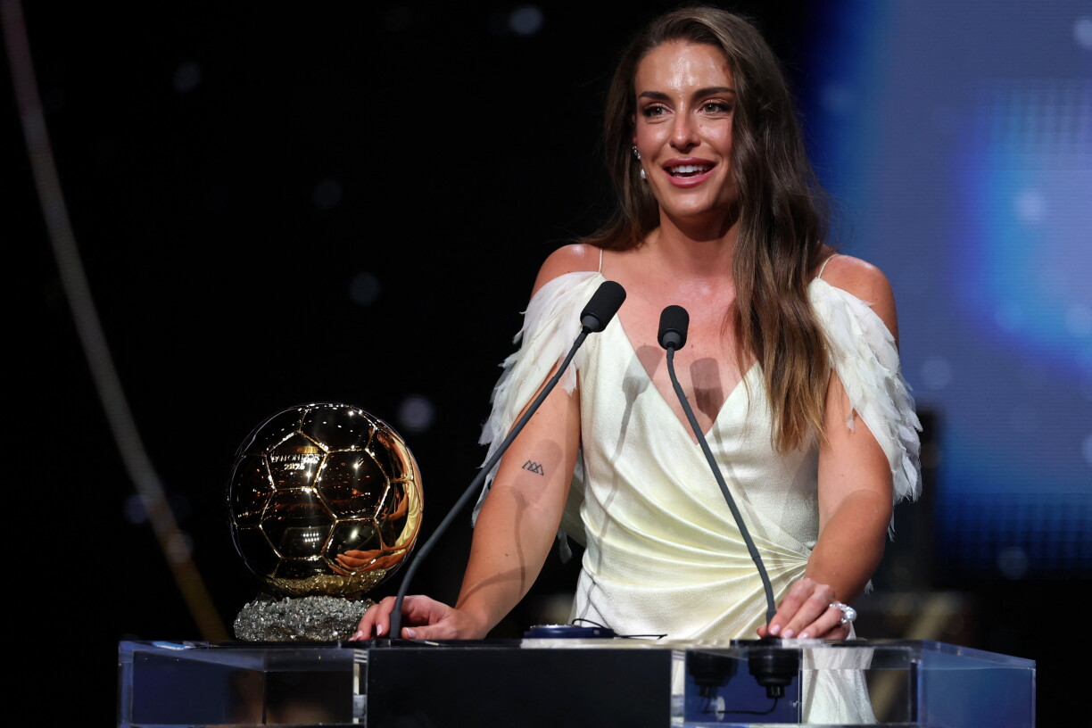 Déi fréier Spillerin vum FC Barcelona an elo London City Lionesses gewënnt hiren drëtte Ballon d'Or.