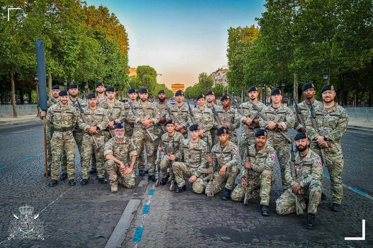 Vertrieder vun der Lëtzebuerger Arméi bei de Virbereedunge fir déi traditionell Militärparad op de Champs-Élysées fir de franséischen Nationalfeierdag 2026.