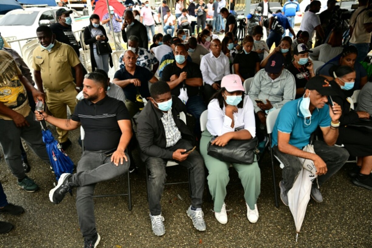 Local media had reported that between 500 and 1,000 people attended the show, though no official crowd count has been given