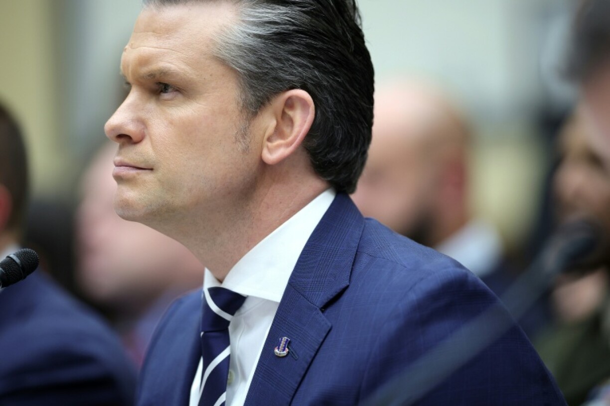 US-Verteidigungsminister Hegseth hat nach Angaben seines Ministeriums den Abzug von rund 5000 Soldaten aus Deutschland binnen eines Jahres angeordnet. Derzeit sind rund 35.000 US-Soldaten in Deutschland stationiert - mehr als in jedem anderen europäischen Land.