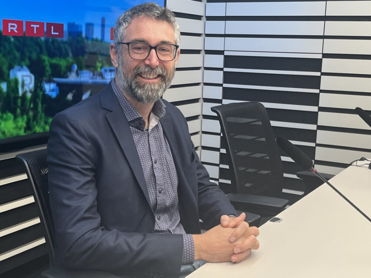 De Gary Diederich, Deputéiert vun déi Lénk, als Invité vun der Redaktioun den 9. Oktober 2026.