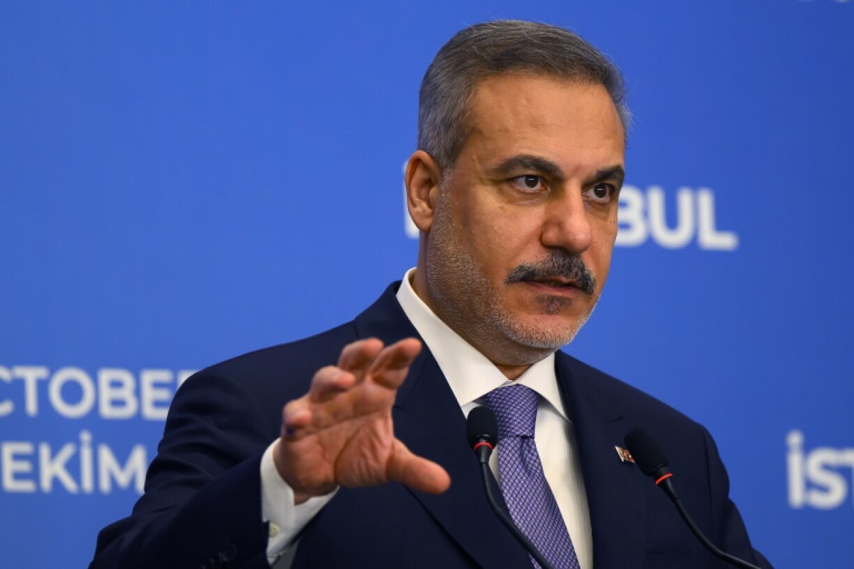 Turkey's Foreign Minister Hakan Fidan has sought to bring both sides together