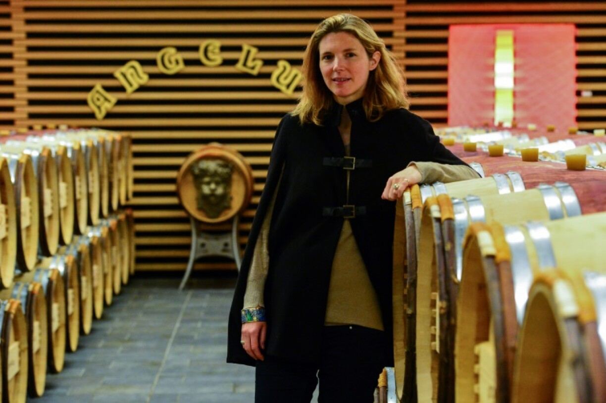 Stephanie de Bouard-Rivoal, PDG de château Angélus, pose dans les chais de ce premier grand cru bordelais, à Saint Emilion en Gironde, le 26 avril 2021