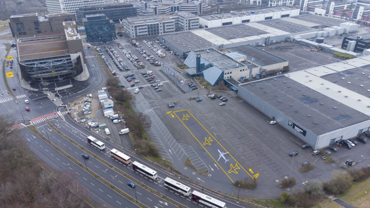 The new airplane parking will be able to house 3 parked planes, with simultaneous takeoff and landing on separate runways. Customers can expect time savings of up to 1 hour and 25 minutes per day.