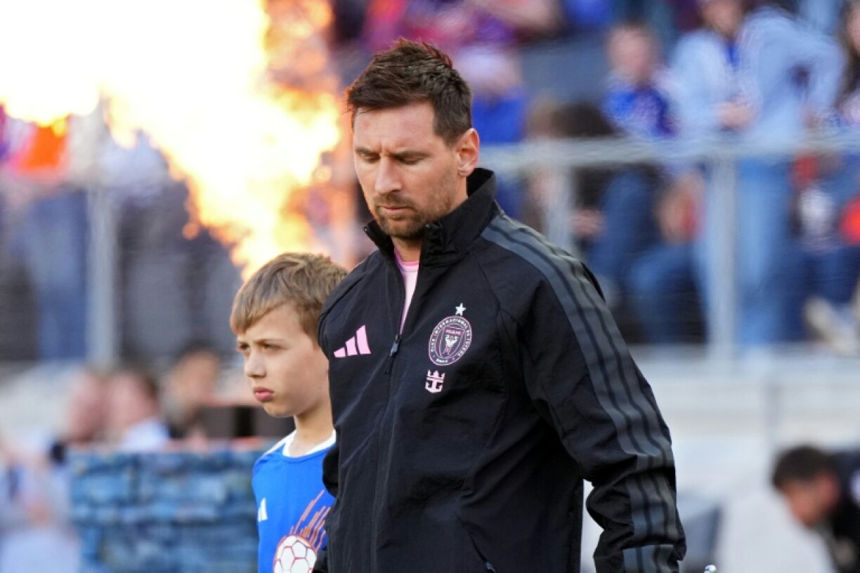 L'attaquant argentin de l'Inter Miami, Lionel Messi, fait son entrée sur le terrain avant un match de MLS le 13 mai 2026 à Cincinnati, dans l'Ohio