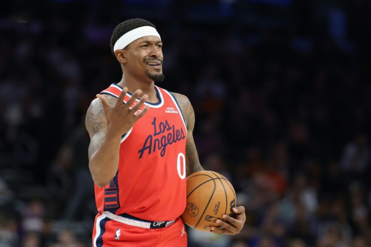 Bradley Beal of the LA Clippers will have season-ending surgery on a hip fracture