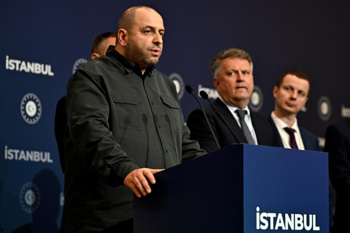 Ukrainian negotiator Rustem Umerov said a meeting between Zelensky and Putin was a priority