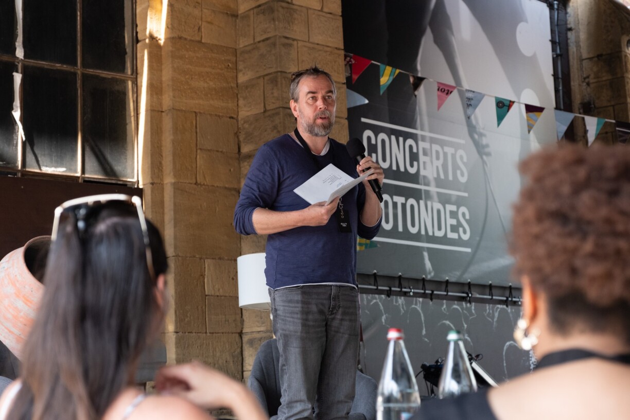 Meyers presenting the 2025/26 season