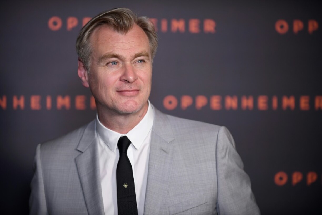 De Christopher Nolan gouf als Regisseur vun Oppenheimer fir d'Oscare nominéiert.