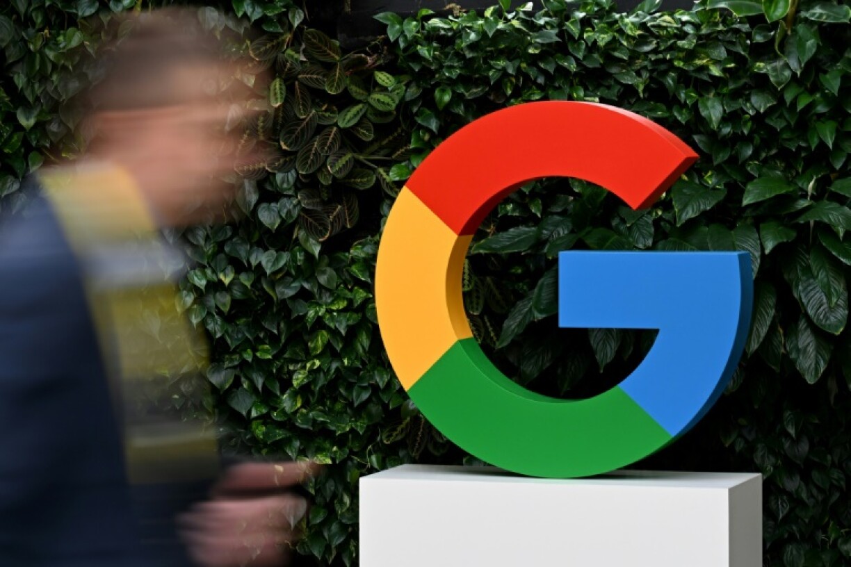 Attorneys in a class action suit argued that Google collected data about mobile phone app activity even from users who applied security settings it recommended to avoid such tracking