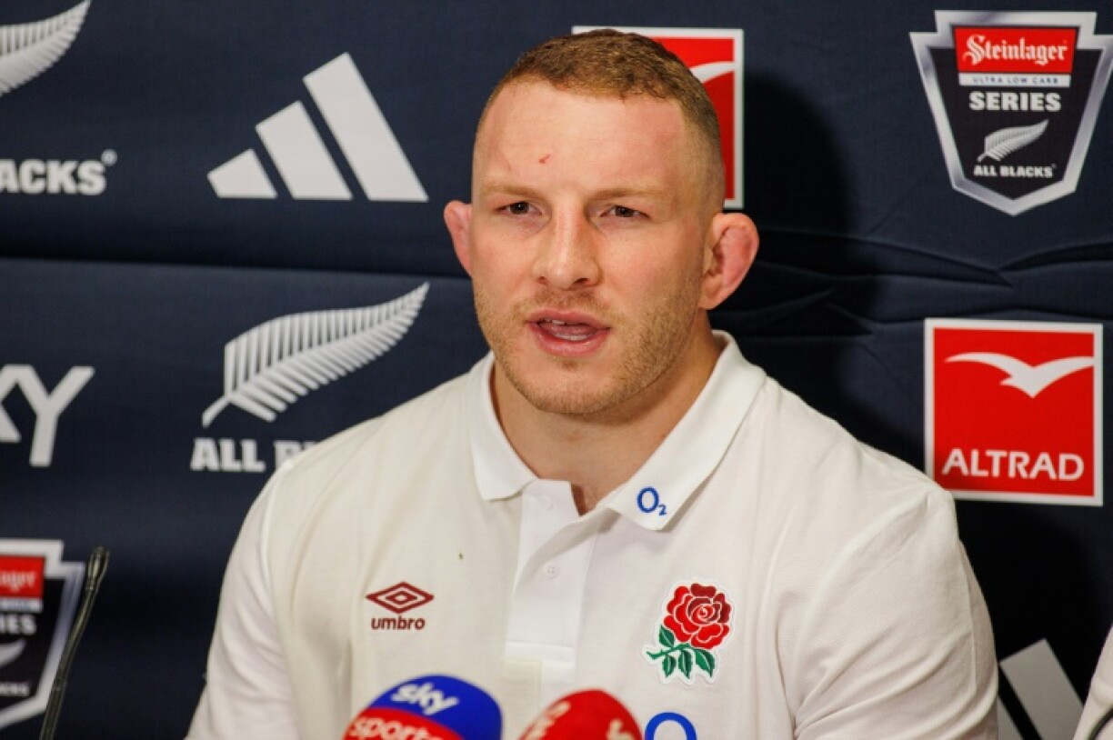 Injured: England flanker Sam Underhill