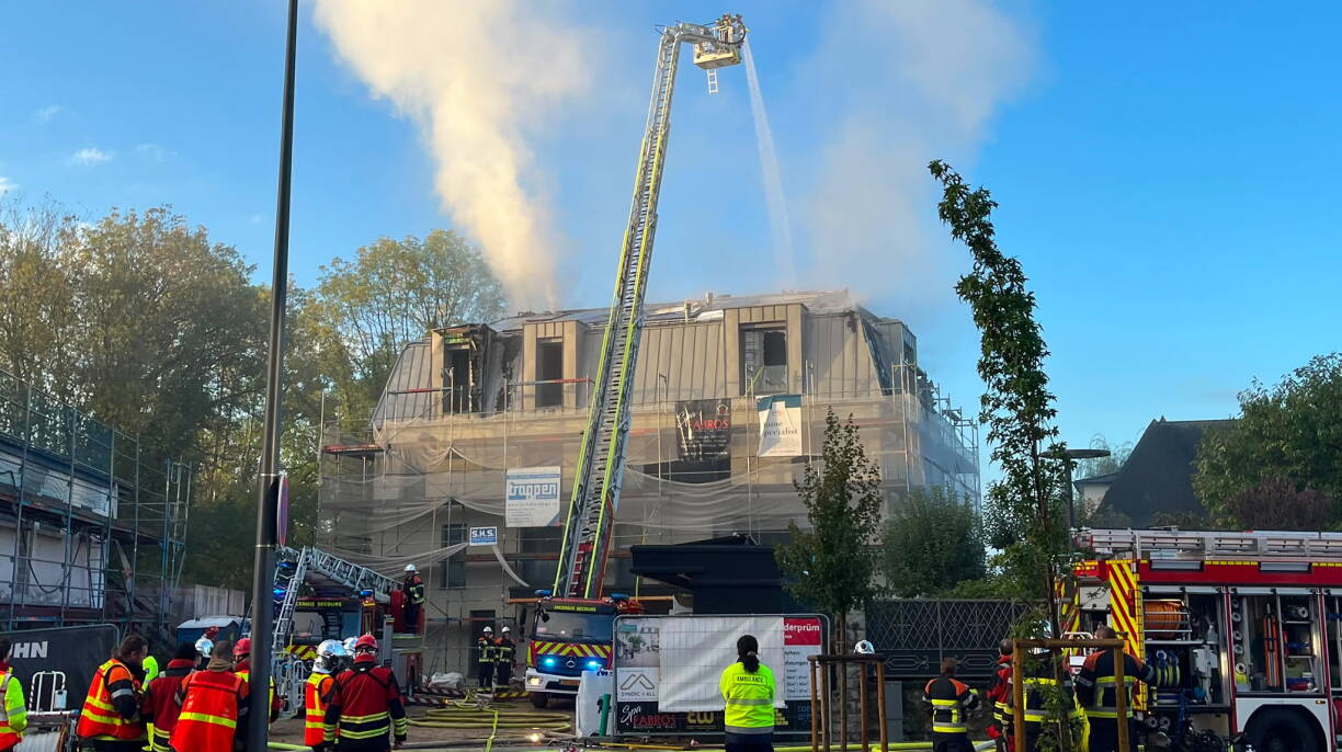 Déi lescht Läschaarbechte sinn e Samschdegmoien nach amgaangen.