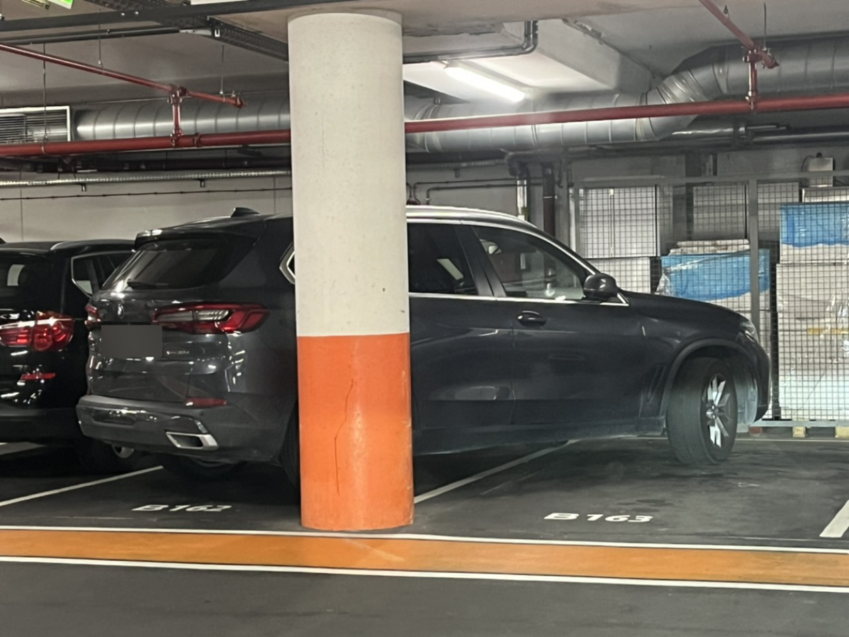 Une photo prise le 7 septembre 2022 dans le parking souterrain de l'hôpital du Kirchberg
