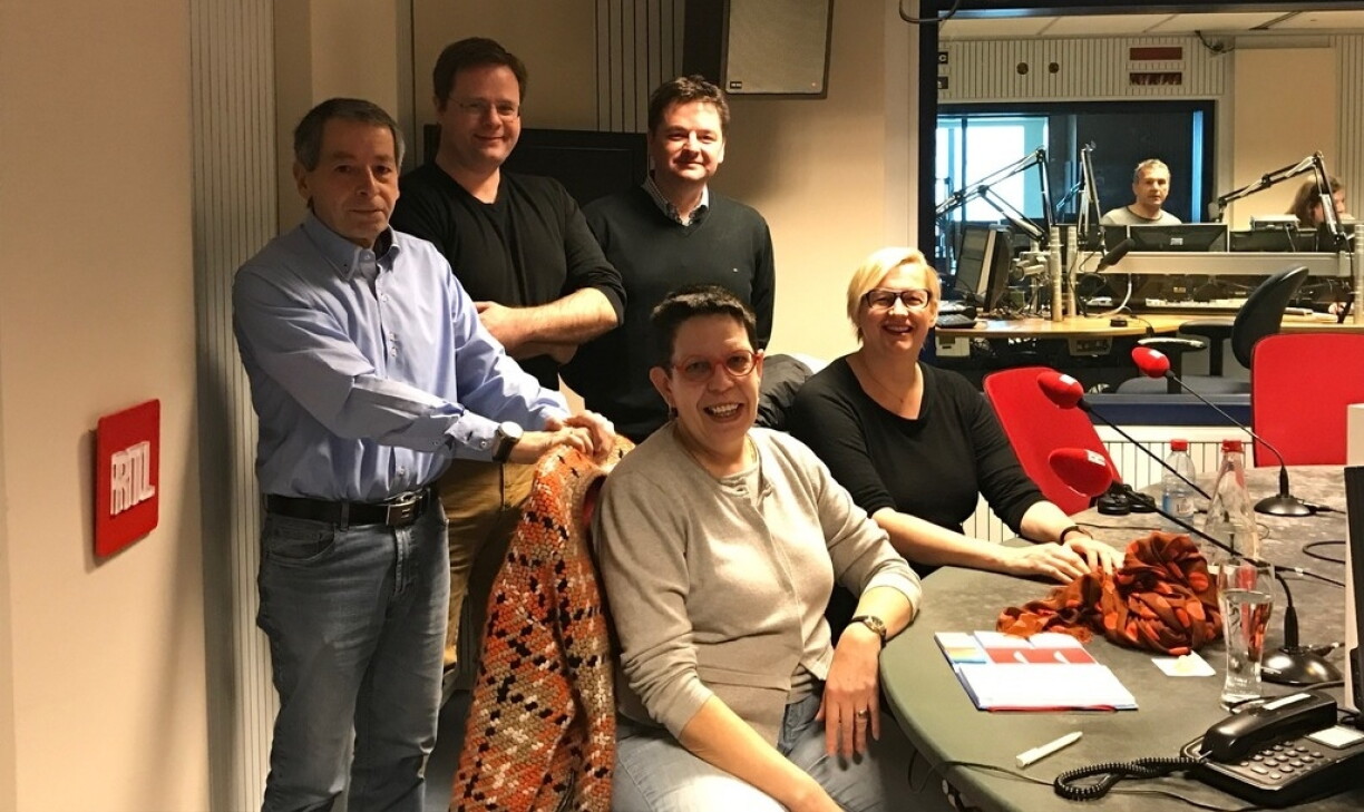 Lucien Montebrusco (Tageblatt), Claude Karger (Journal), Roy Grotz (RTL), Dani Schumacher (Wort) a Josée Hansen (Land).