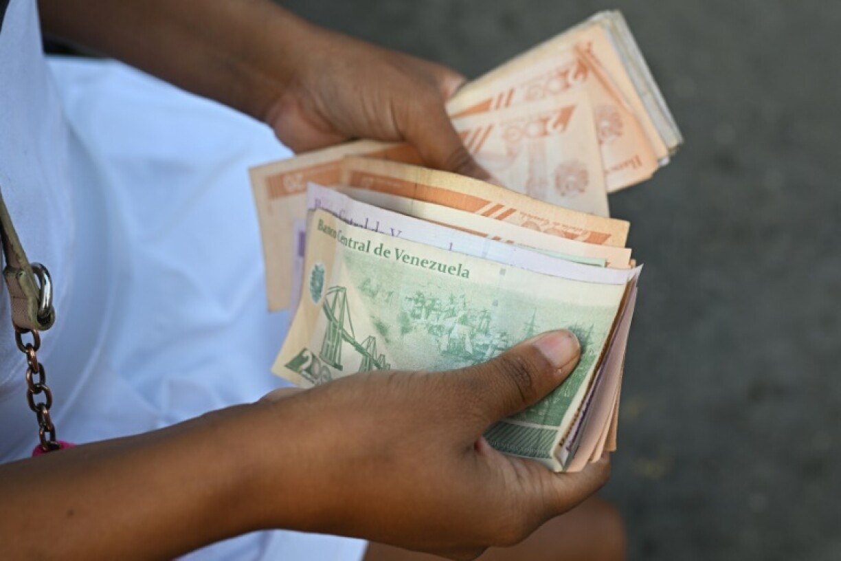 The International Monetary Fund projects inflation of 548 percent for Venezuela for 2025 and 629 percent for next year