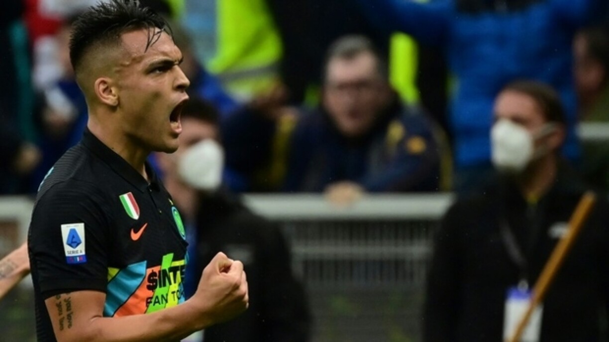 Direkt zwee Goler huet de Martinez fir seng Faarwe konnt schéissen.