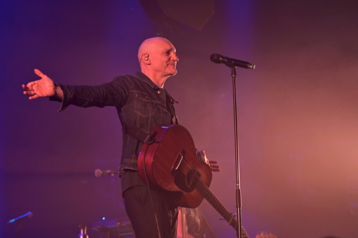 Le chanteur Gaëtan Roussel en concert au Printemps de Bourges, le 19 avril 2022