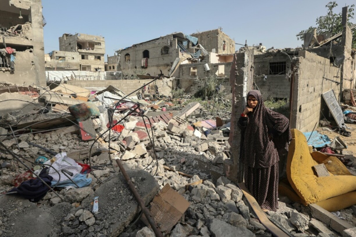 Gaza's civil defence agency said Israeli air strikes killed at least 15 people in Khan Yunis and the Nuseirat refugee camp at dawn