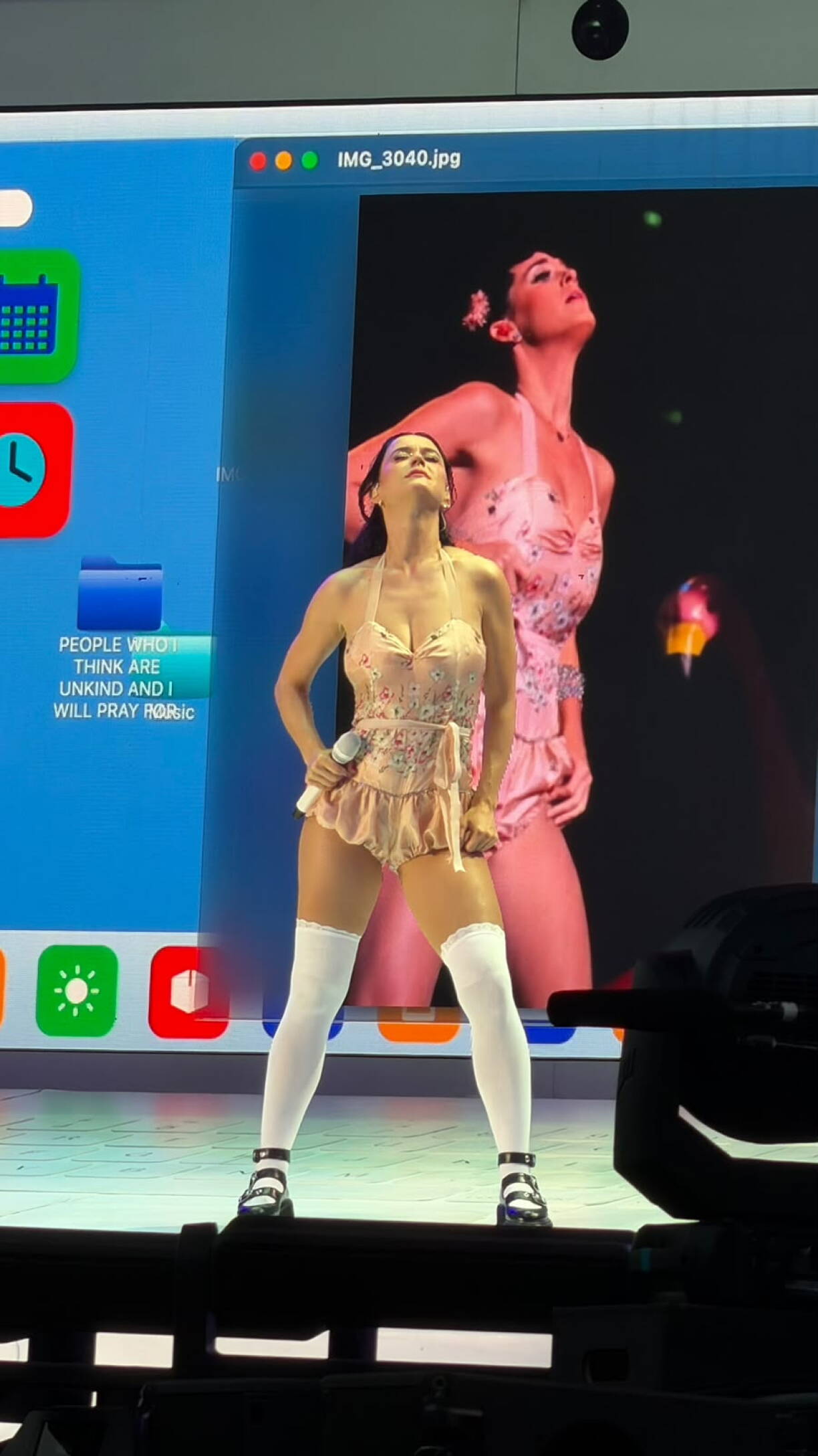 D'Katy Perry sot, et hätt dat Kleed haut eréischt fir déi zweete Kéier un.