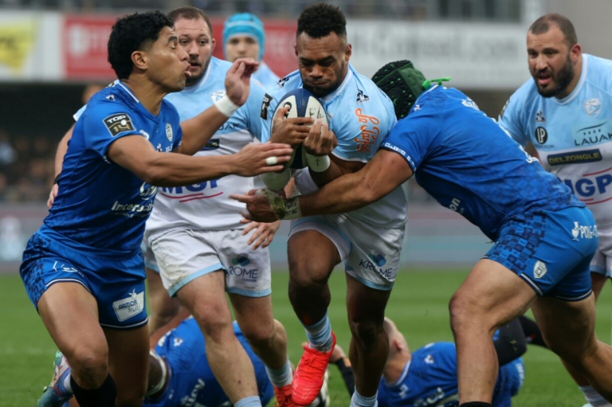 Sireli Maqala (C) joined Bayonne in 2021