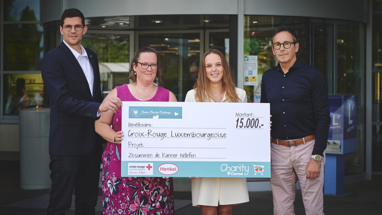 (de g. à dr.) : Matthias Barthod (Croix-Rouge Luxembourgeoise), Sandy Scholer (Croix-Rouge Luxembourgeoise), Ines De Cooman (Henkel Belgium) et Hansi Schmitz (Cactus S.A.)
