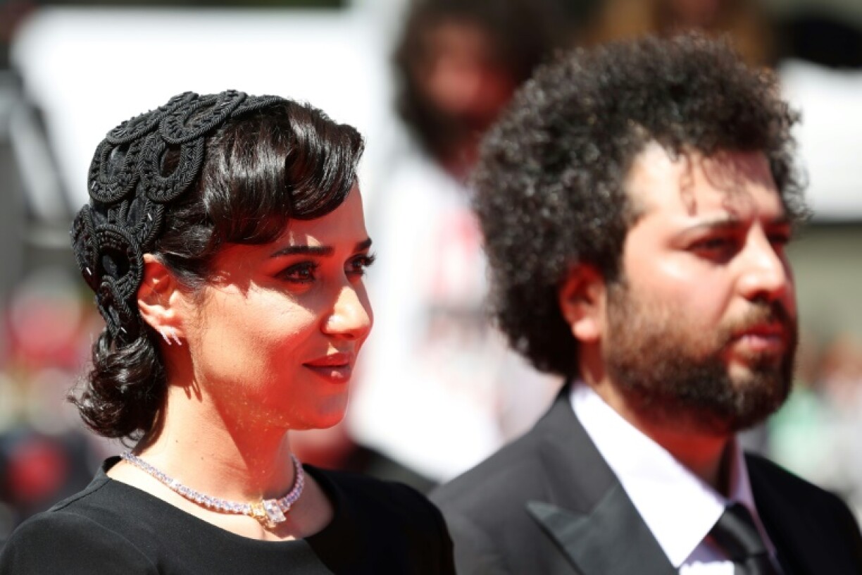 The film's lead actor, Parinaz Izadyar, wore a discreet black headpiece to the premiere