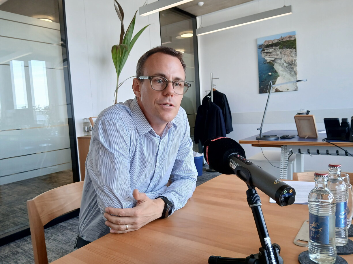 De Premier conseiller de gouvernement am Inneministère Frank Goeders stoung eis Ried an Äntwert.