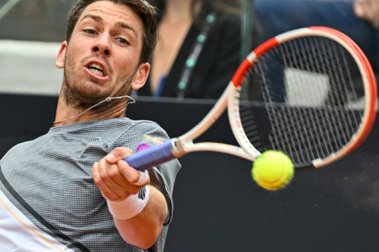 Le Britannique Cameron Norrie lors de son huitième de finale contre le Serbe Novak Djokovic au Masters 1000 de Rome, le 16 mai 2023.